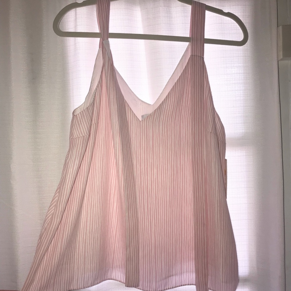 NWT LIGHT PINK TANK